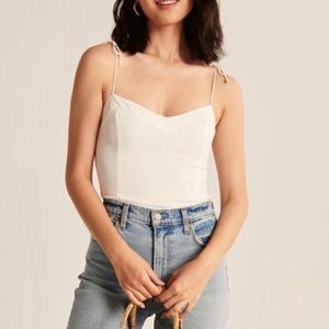 NWT Abercrombie & Fitch Tie Strap V-Neck Cami in Size Small